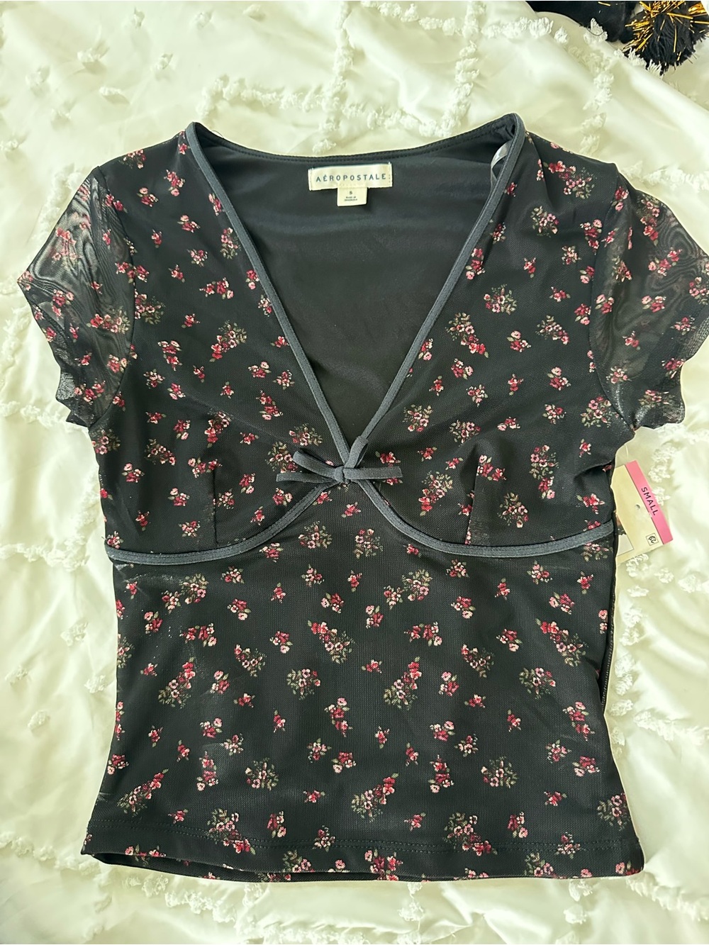 Aeropostale Black Mesh Short-Sleeve Floral Top